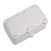 Makel полугерметичный IP44 розетка с крышкой 2-ая крем 18254